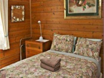 Triabunna Cabin & Caravan Park Ngoại thất bức ảnh